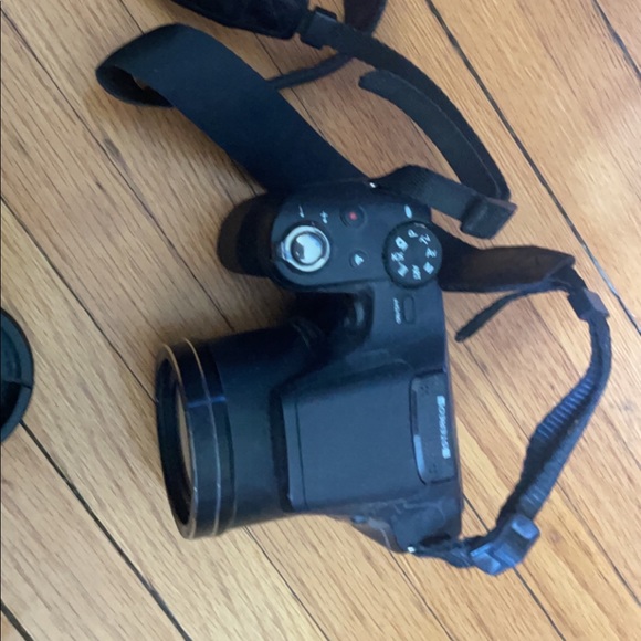 Camera - Picture 3 of 5